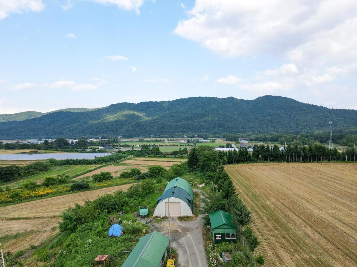 Furano Log House Farm Resort المظهر الخارجي الصورة