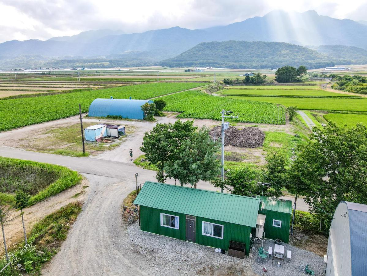 Furano Log House Farm Resort المظهر الخارجي الصورة