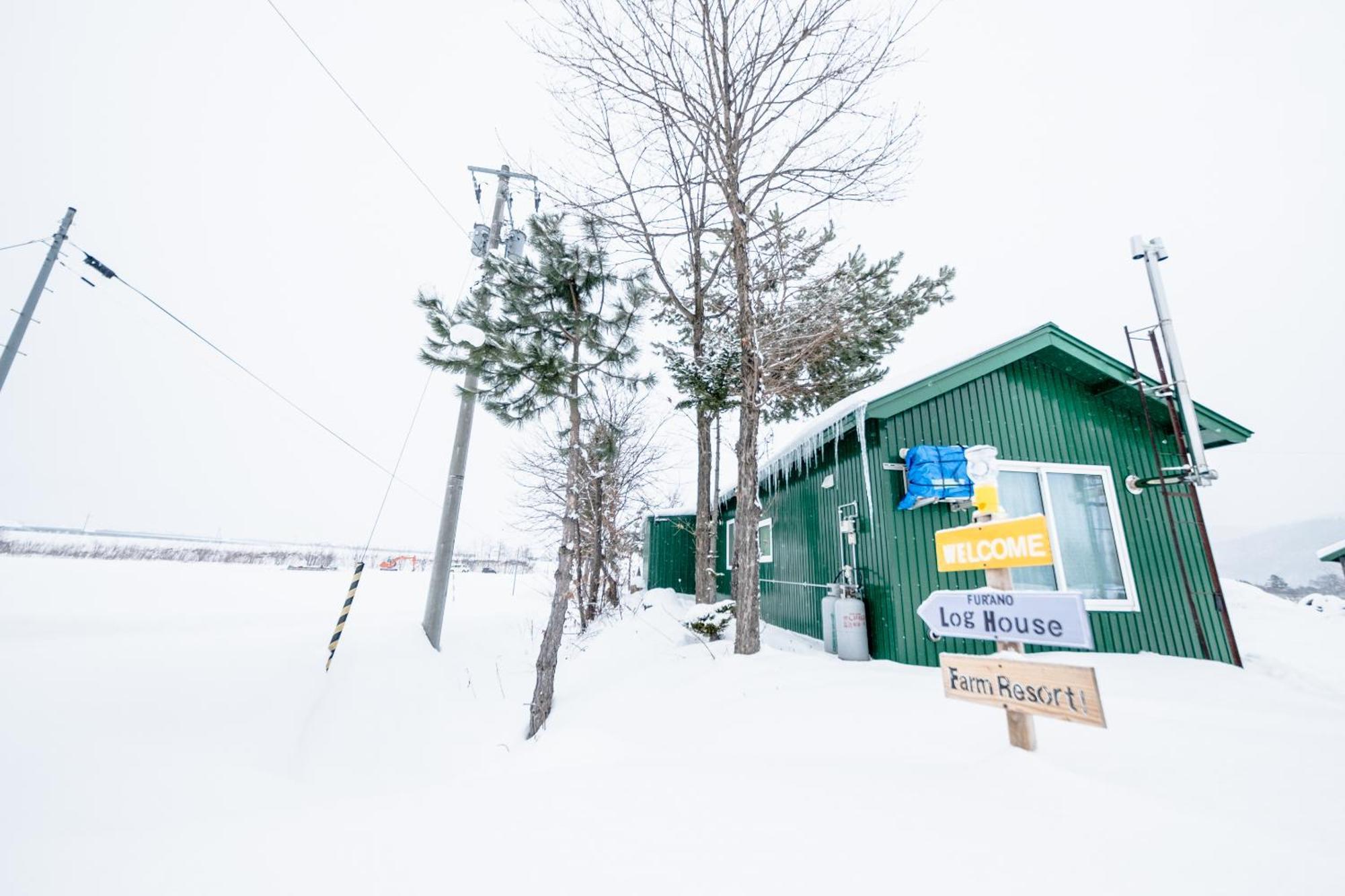 Furano Log House Farm Resort المظهر الخارجي الصورة